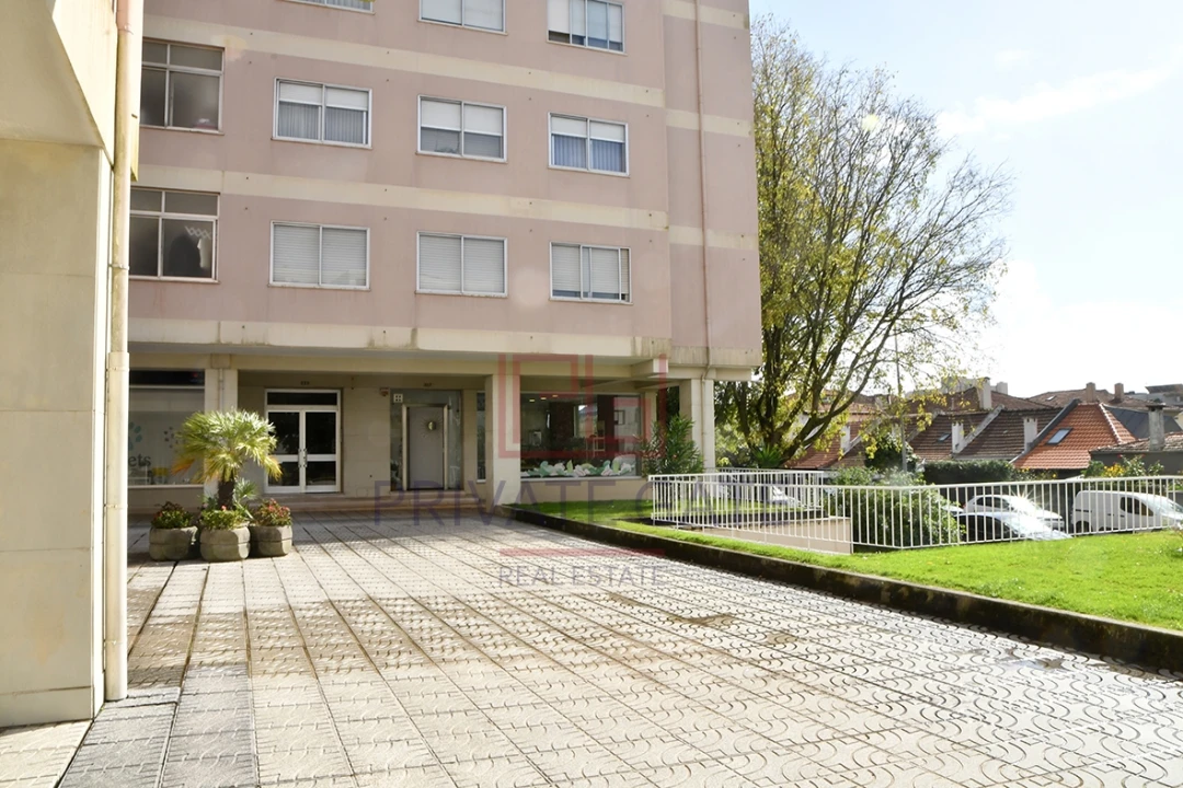 Apartamento T5 para Arrendamento em Bonfim Foto 45