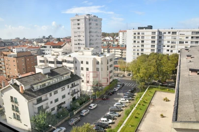 Apartamento T5 para Arrendamento em Bonfim