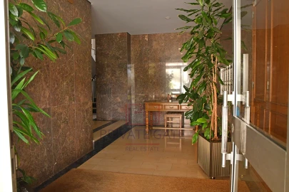 Apartamento T5 para Arrendamento em Bonfim