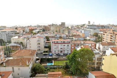 Apartamento T5 para Arrendamento em Bonfim