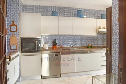 Apartamento T5 para Arrendamento em Bonfim