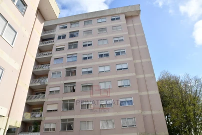 Apartamento T5 para Arrendamento em Bonfim