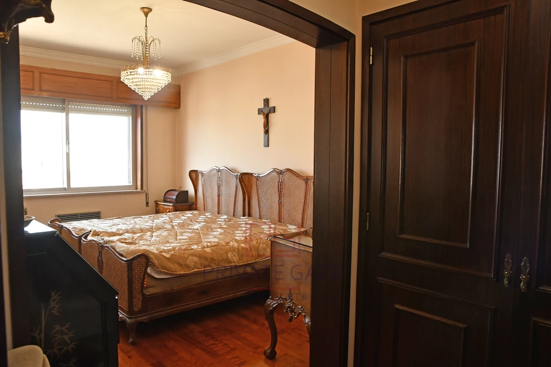 Apartamento T5 para Arrendamento em Bonfim Foto 25