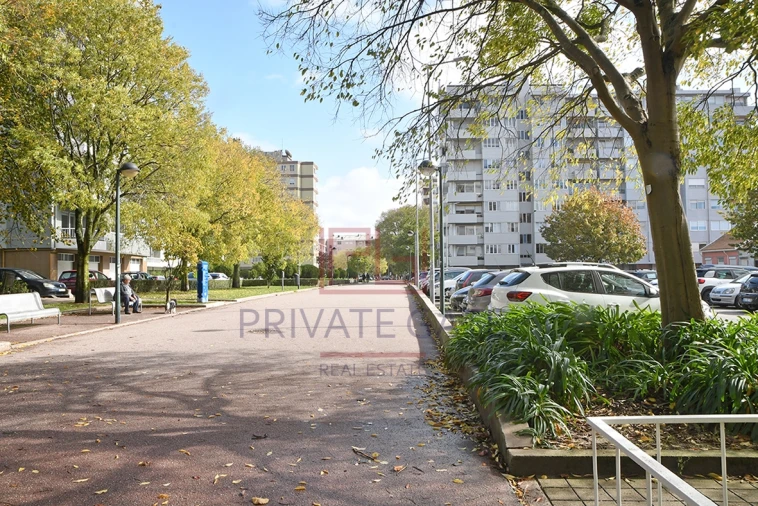 Apartamento T5 para Arrendamento em Bonfim Foto 51