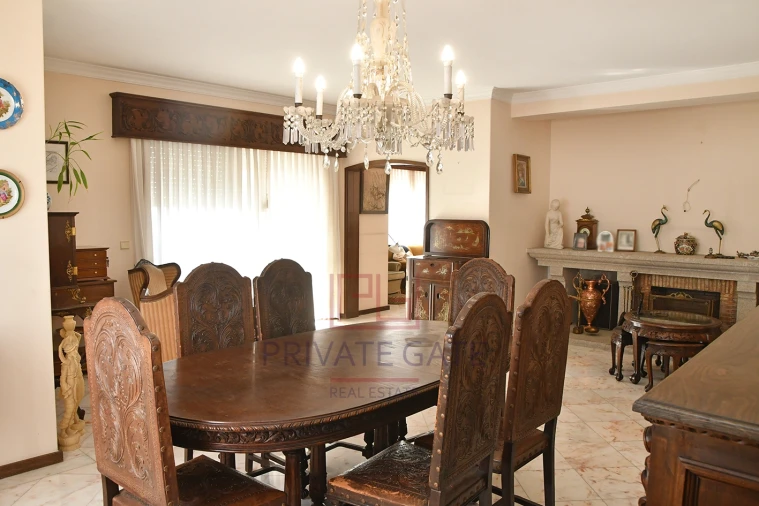 Apartamento T5 para Arrendamento em Bonfim Foto 11