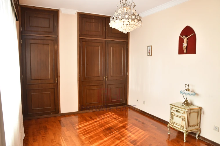 Apartamento T5 para Arrendamento em Bonfim Foto 34