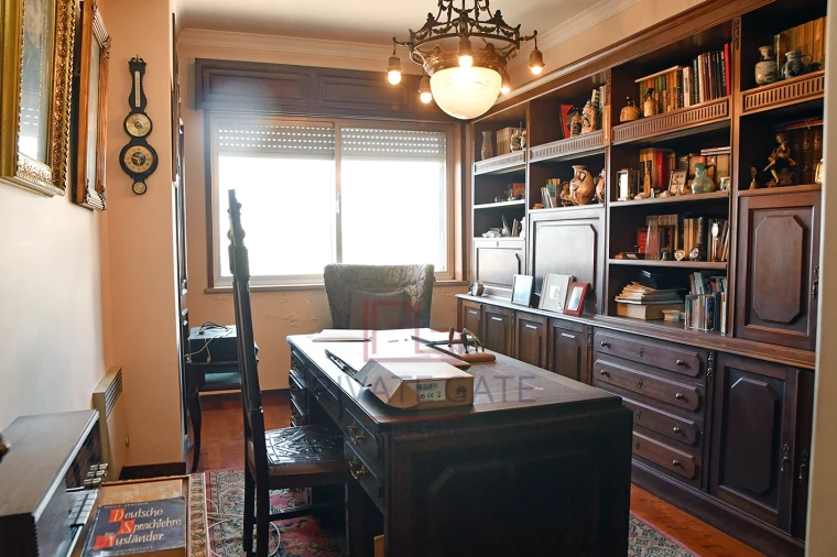 Apartamento T5 para Arrendamento em Bonfim Foto 31