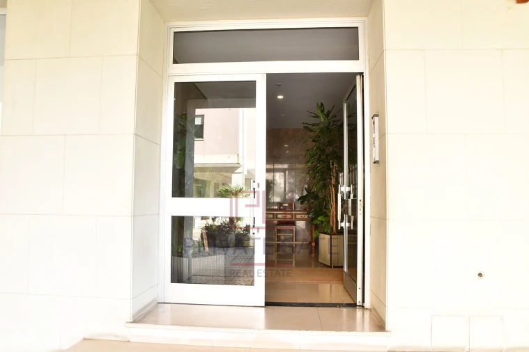 Apartamento T5 para Arrendamento em Bonfim Foto 44