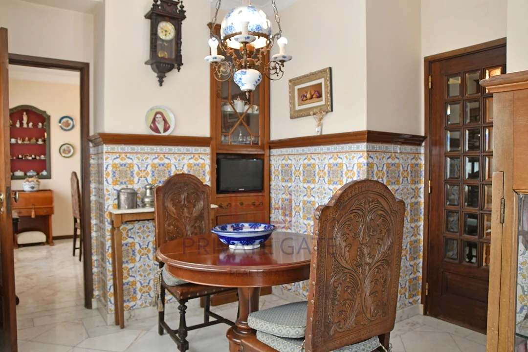 Apartamento T5 para Arrendamento em Bonfim Foto 9