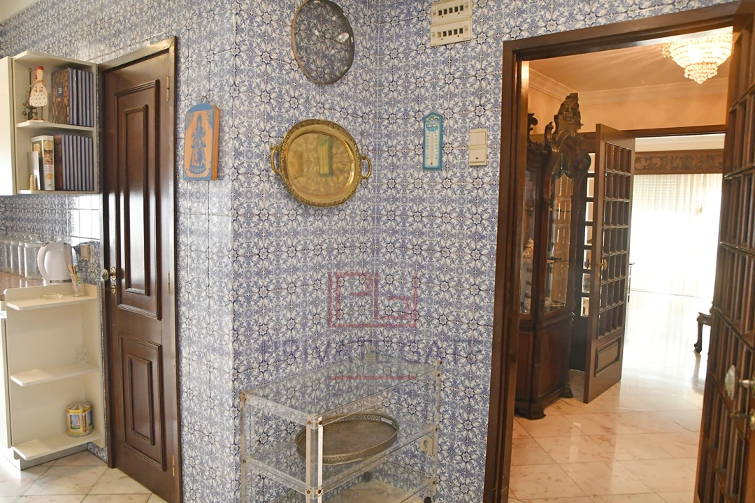 Apartamento T5 para Arrendamento em Bonfim Foto 6