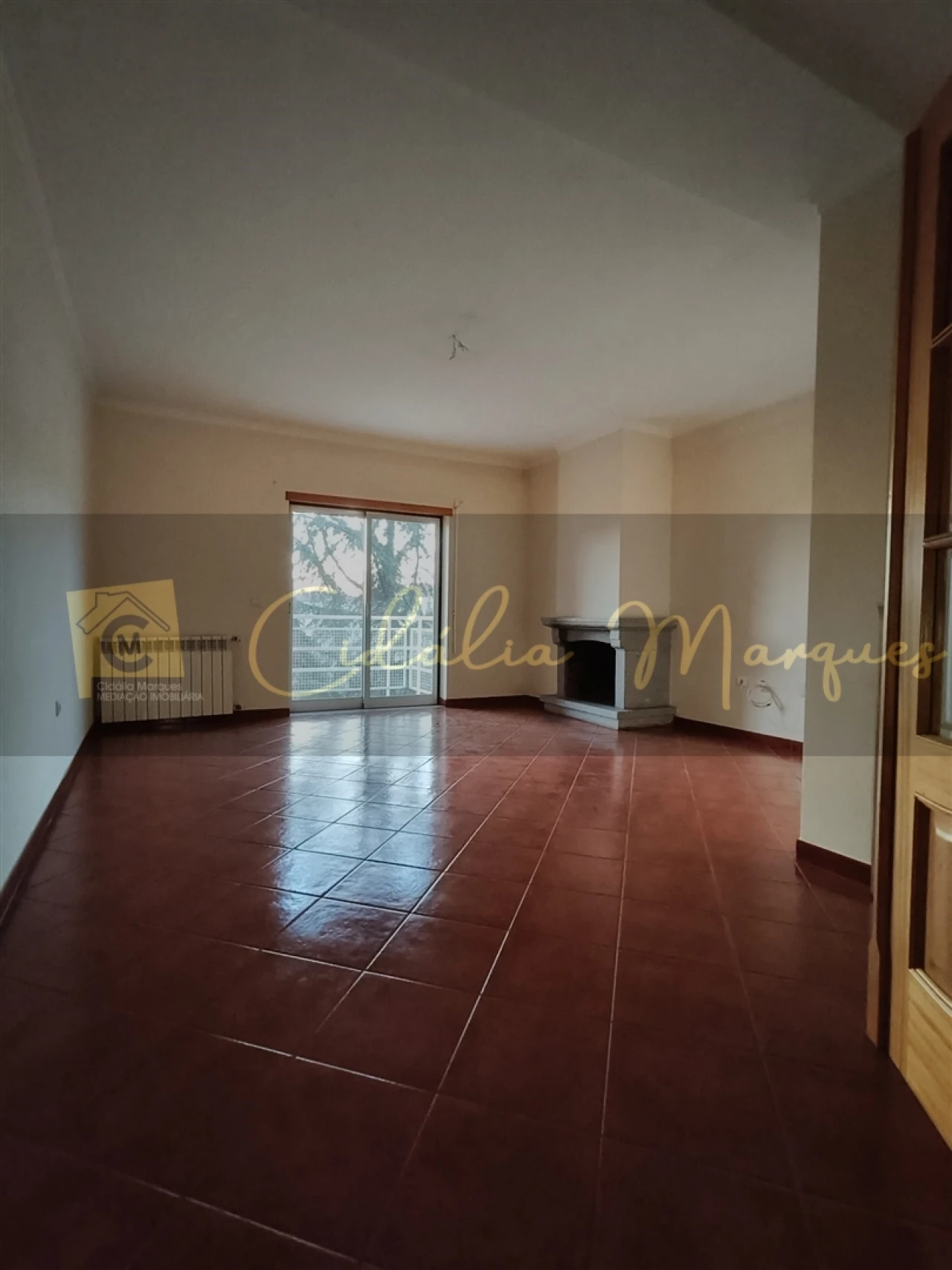 Apartamento T4 para Venda em Viseu Foto 4