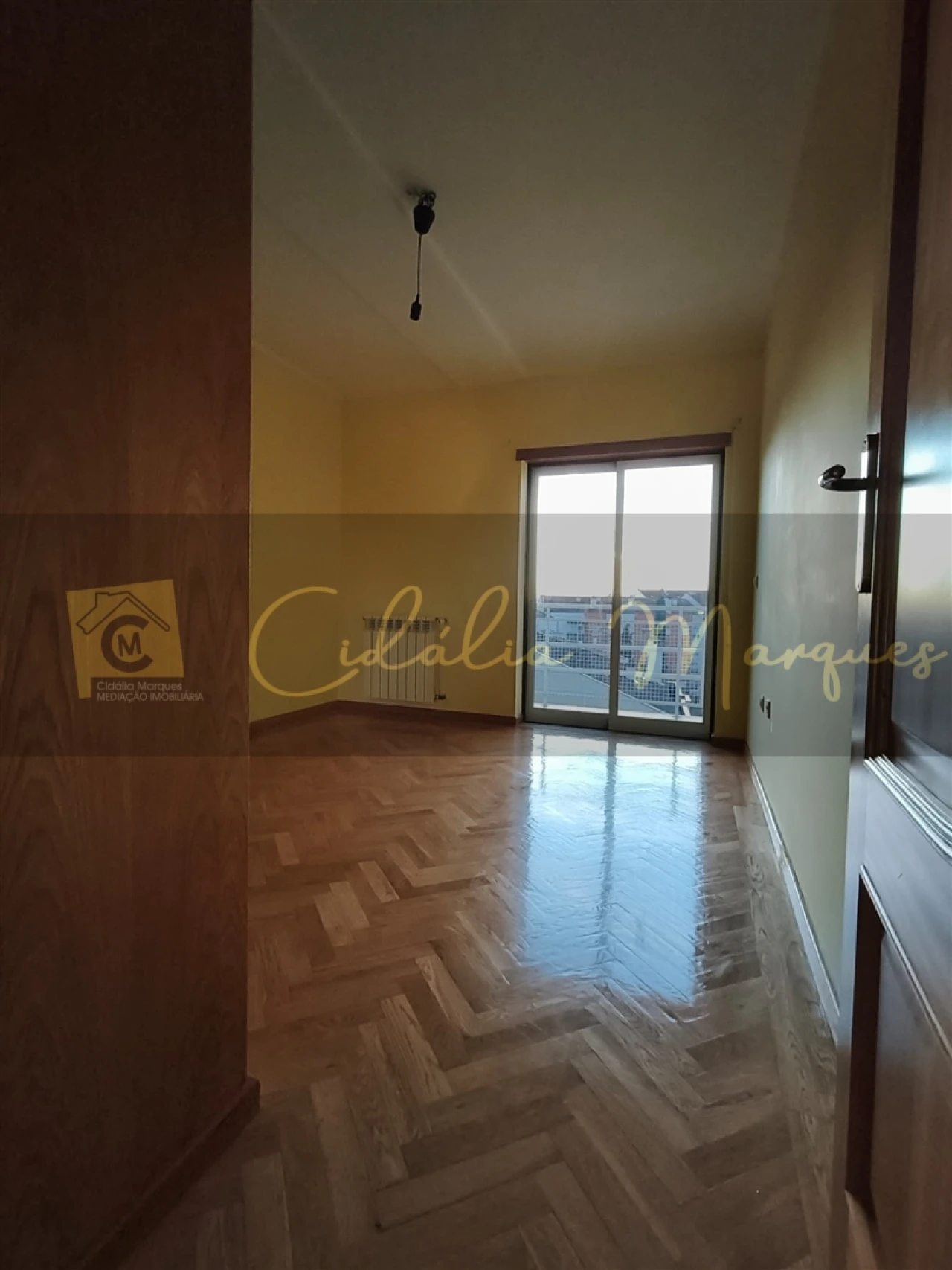 Apartamento T4 para Venda em Viseu Foto 12