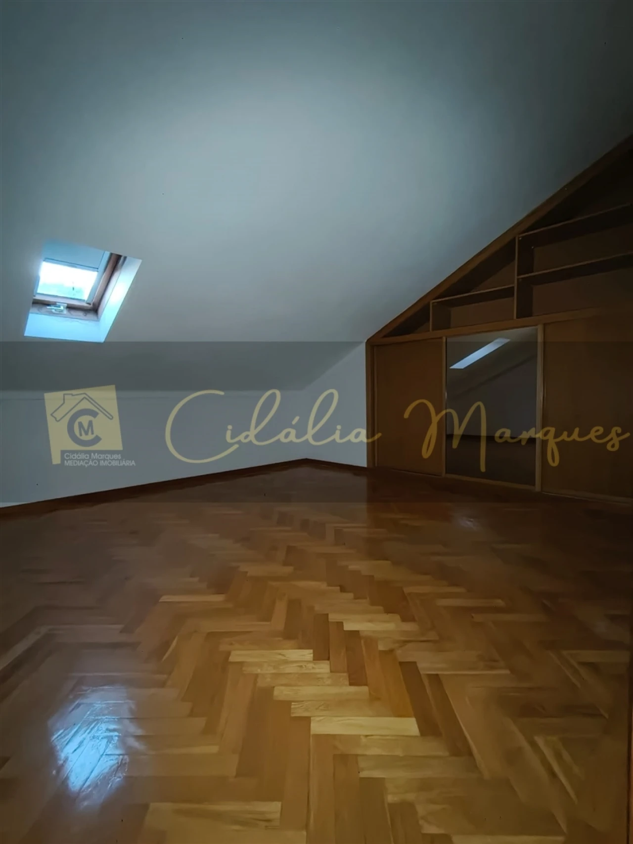 Apartamento T4 para Venda em Viseu Foto 18