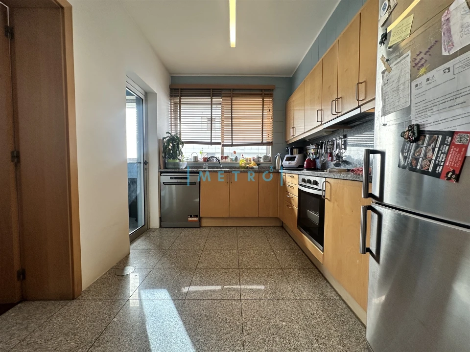 Apartamento T2 para Arrendamento em São Mamede de Infesta e Senhora da Hora Foto 6