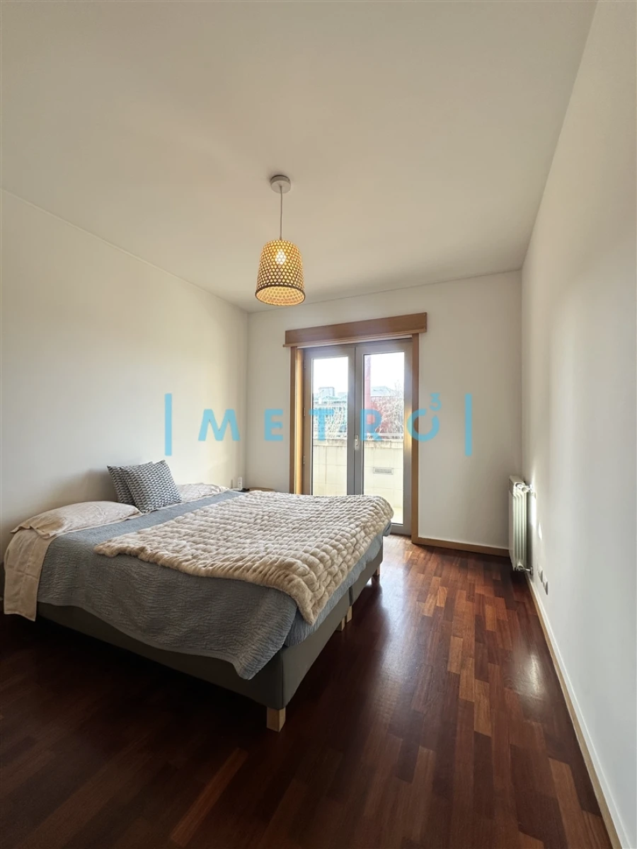 Apartamento T2 para Arrendamento em São Mamede de Infesta e Senhora da Hora Foto 10