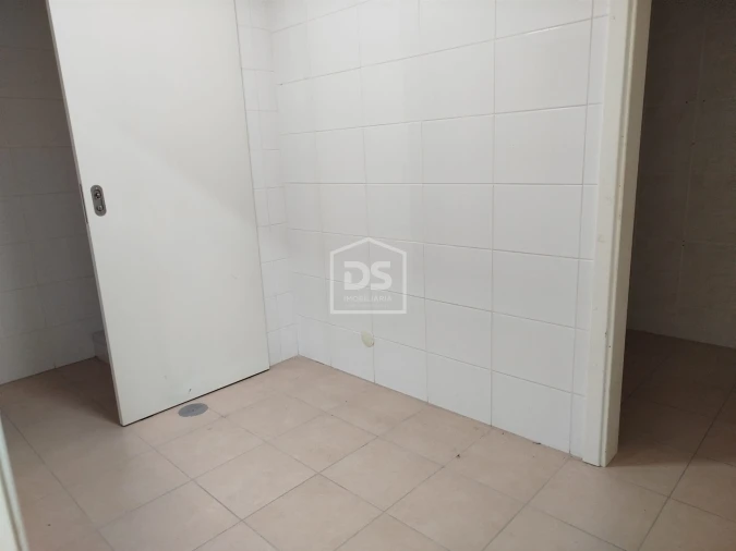 Loja para Venda em Viseu Foto 17