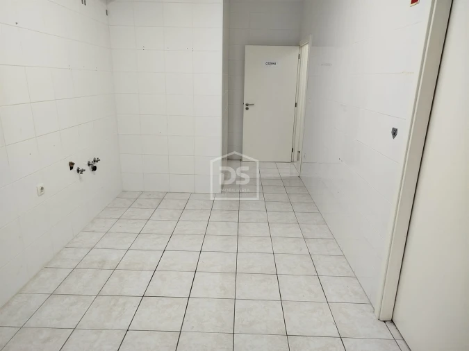 Loja para Venda em Viseu Foto 18