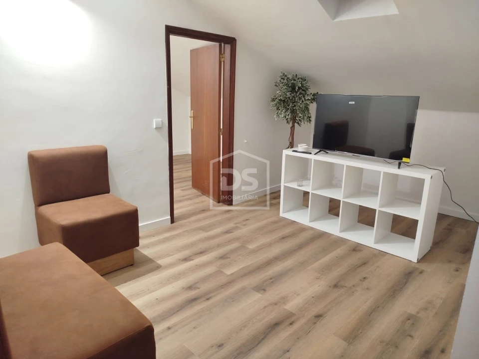 Apartamento T1 para Arrendamento em Viseu Foto 9