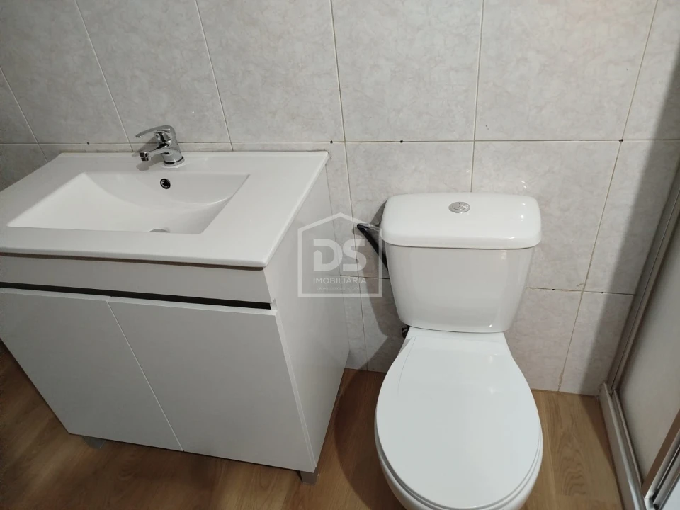 Apartamento T1 para Arrendamento em Viseu Foto 8