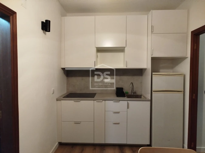 Apartamento T1 para Arrendamento em Viseu Foto 3