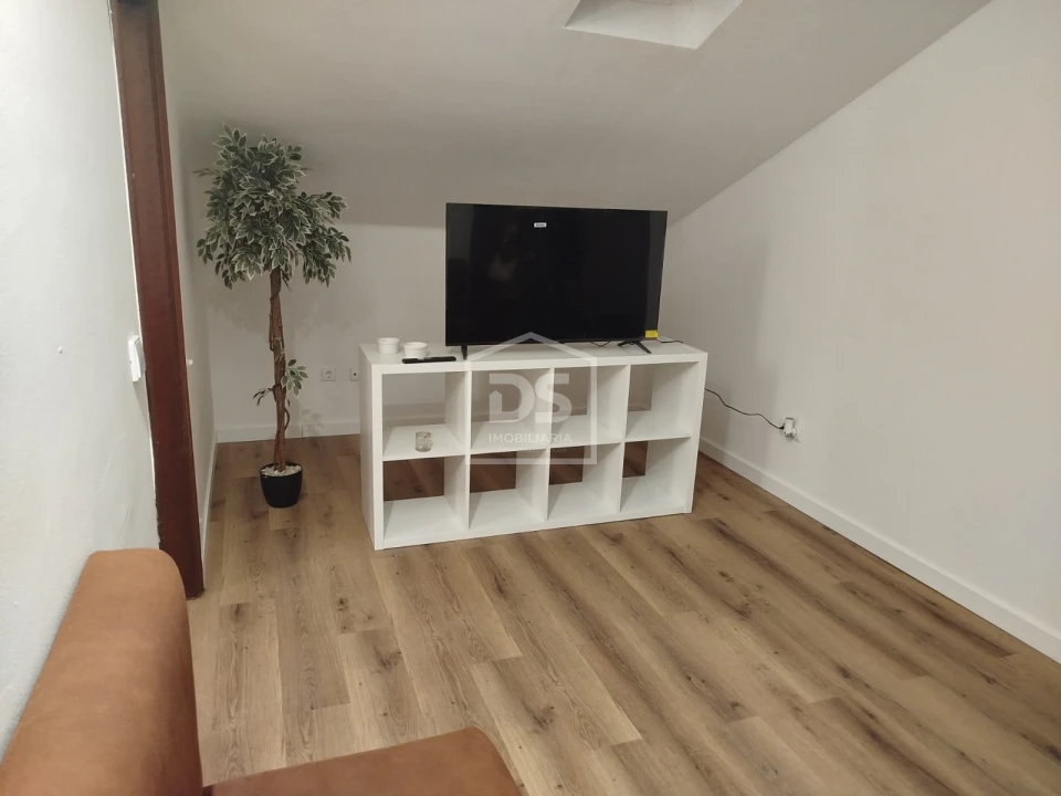 Apartamento T1 para Arrendamento em Viseu Foto 11