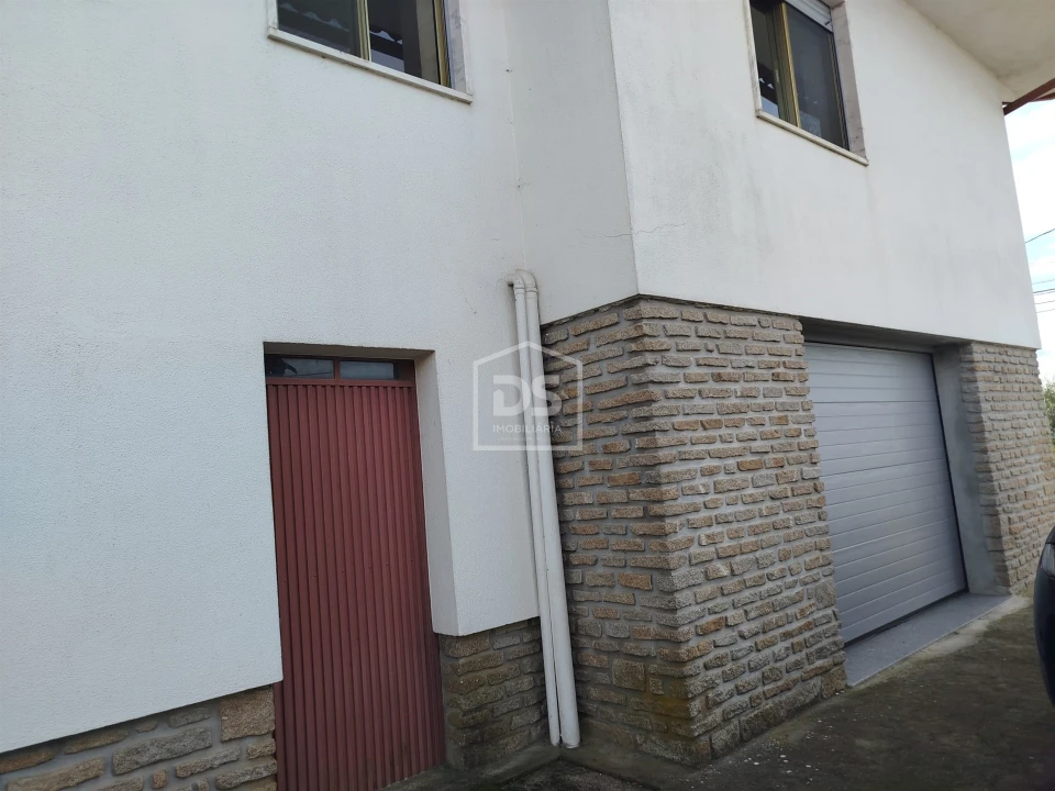 Moradia T4 para Venda em Tourais e Lajes Foto 30