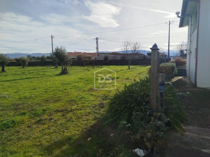 Moradia T4 para Venda em Tourais e Lajes Foto 32