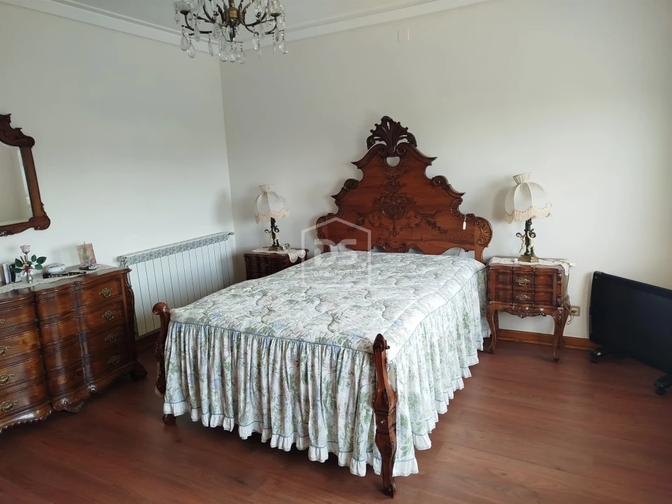 Moradia T4 para Venda em Tourais e Lajes Foto 80