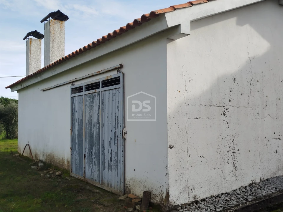 Moradia T4 para Venda em Tourais e Lajes Foto 16