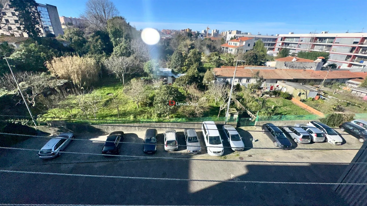 Apartamento T6 para Venda em Santa Marinha e São Pedro da Afurada Foto 12