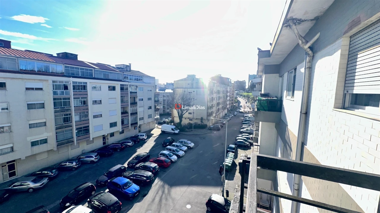 Apartamento T6 para Venda em Santa Marinha e São Pedro da Afurada Foto 5