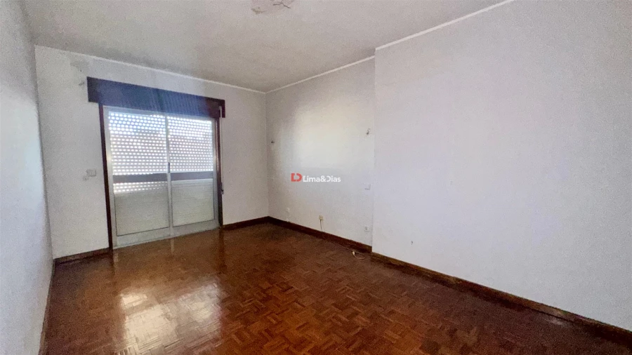 Apartamento T6 para Venda em Santa Marinha e São Pedro da Afurada Foto 18