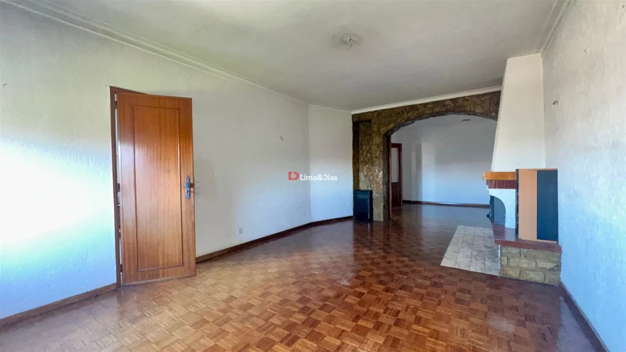 Apartamento T6 para Venda em Santa Marinha e São Pedro da Afurada Foto 22