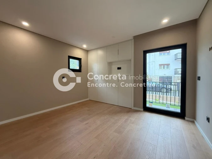 Apartamento T1 para Venda em Arcozelo Foto 6