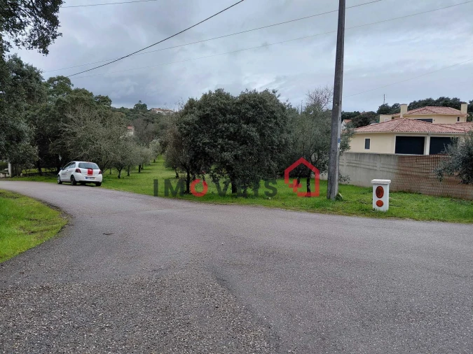 Terreno para Venda em Atouguia Foto 3