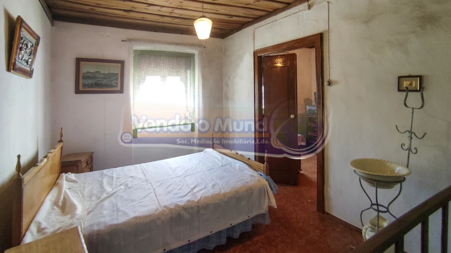 Moradia T2 para Venda em Cabeção Foto 15