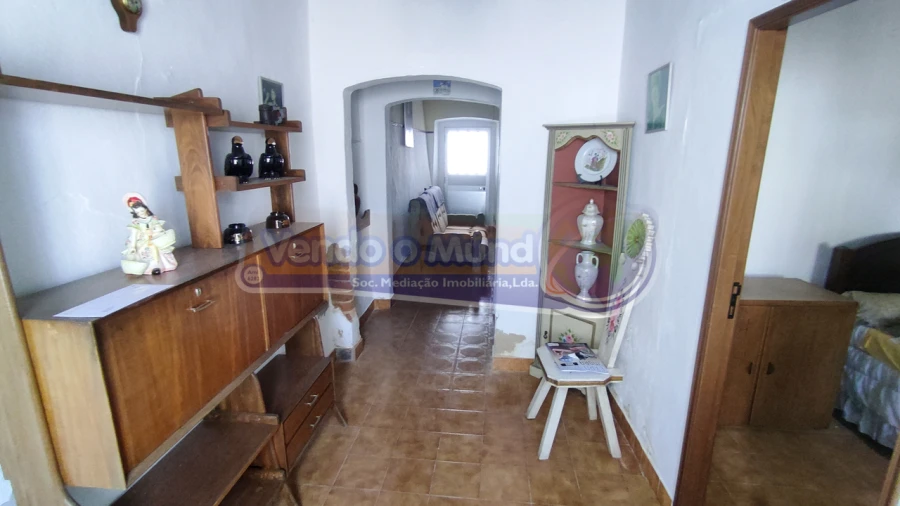 Moradia T2 para Venda em Cabeção Foto 9