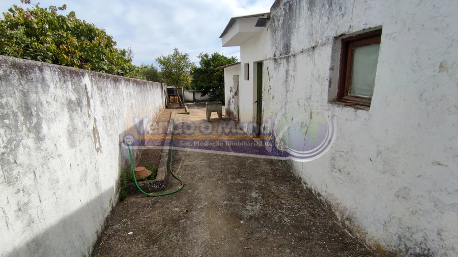 Moradia T2 para Venda em Cabeção Foto 20