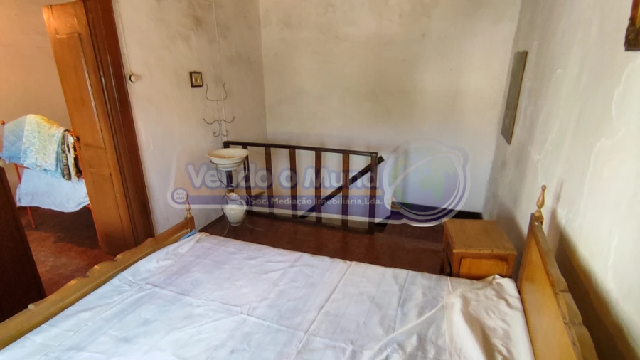 Moradia T2 para Venda em Cabeção Foto 16