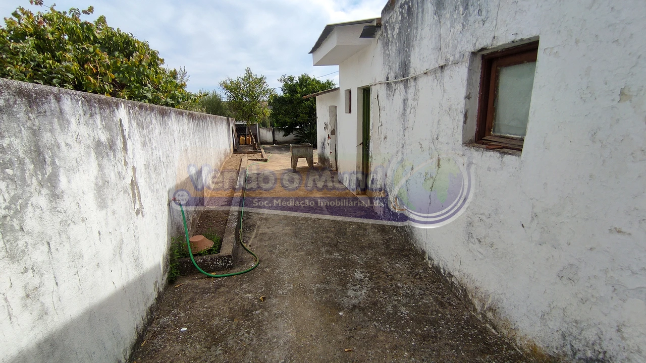 Moradia T2 para Venda em Cabeção Foto 20