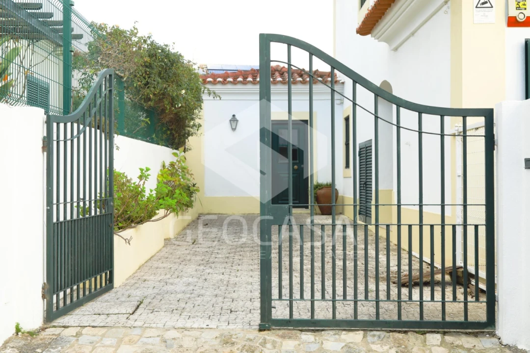 Moradia T4 para Venda em Alcabideche Foto 48