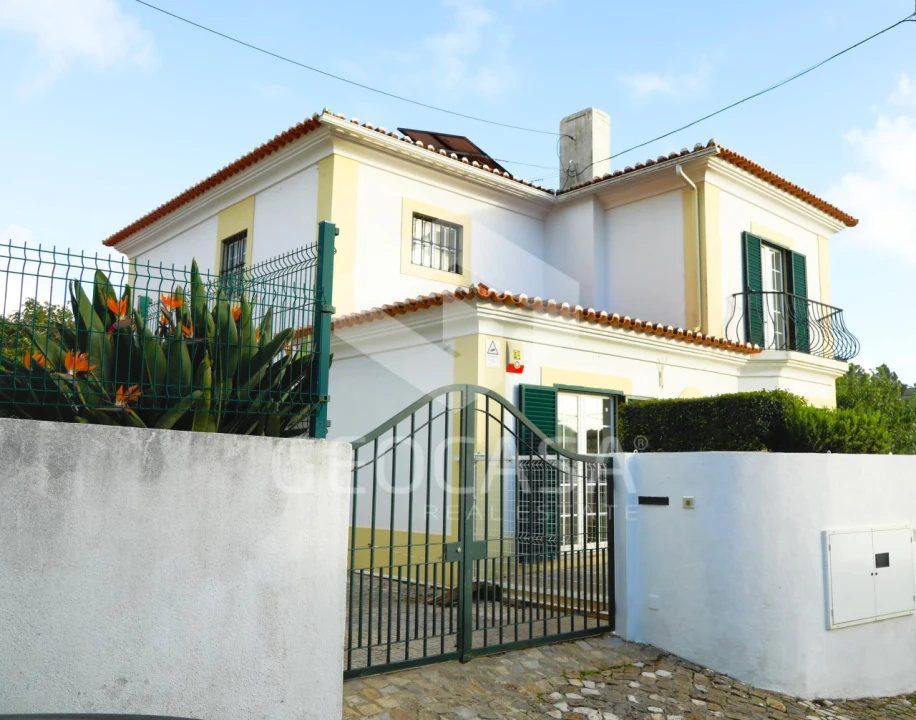 Moradia T4 para Venda em Alcabideche Foto 6