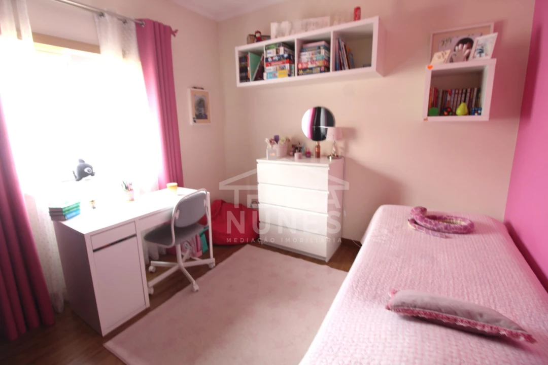 Moradia T3 para Venda em Quinta do Conde Foto 6