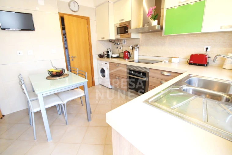 Moradia T3 para Venda em Quinta do Conde Foto 11