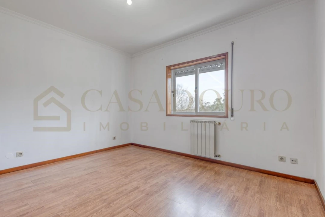 Apartamento T3 para Venda em Retorta e Tougues Foto 11