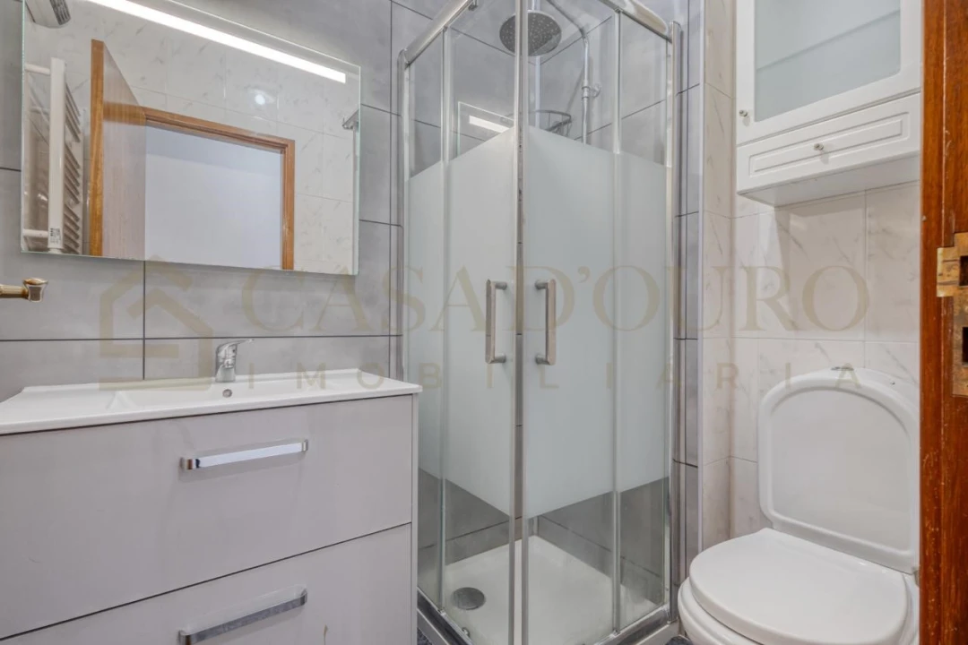 Apartamento T3 para Venda em Retorta e Tougues Foto 21