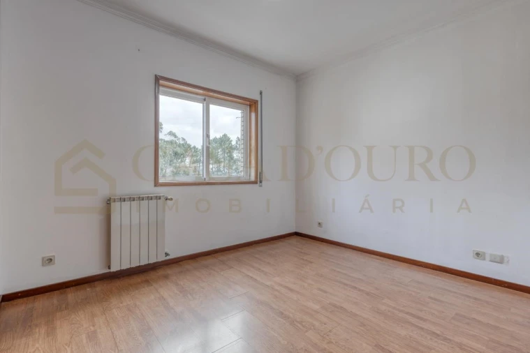 Apartamento T3 para Venda em Retorta e Tougues Foto 9