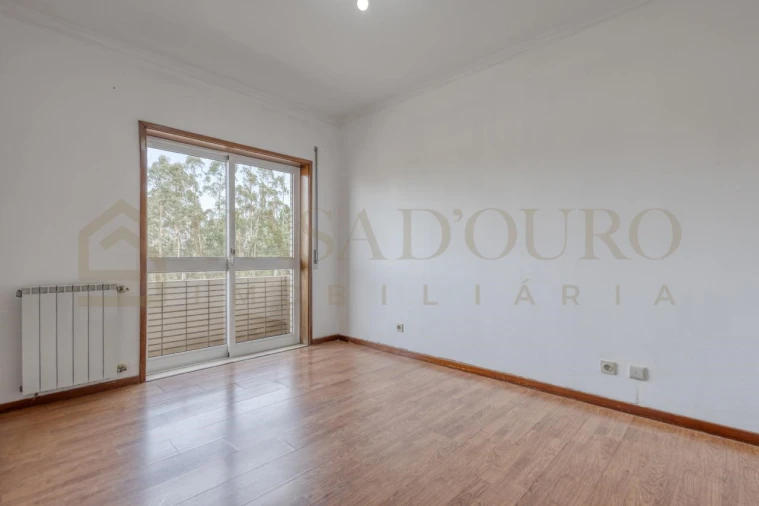 Apartamento T3 para Venda em Retorta e Tougues Foto 13