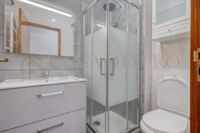 Apartamento T3 para Venda em Retorta e Tougues Foto 21