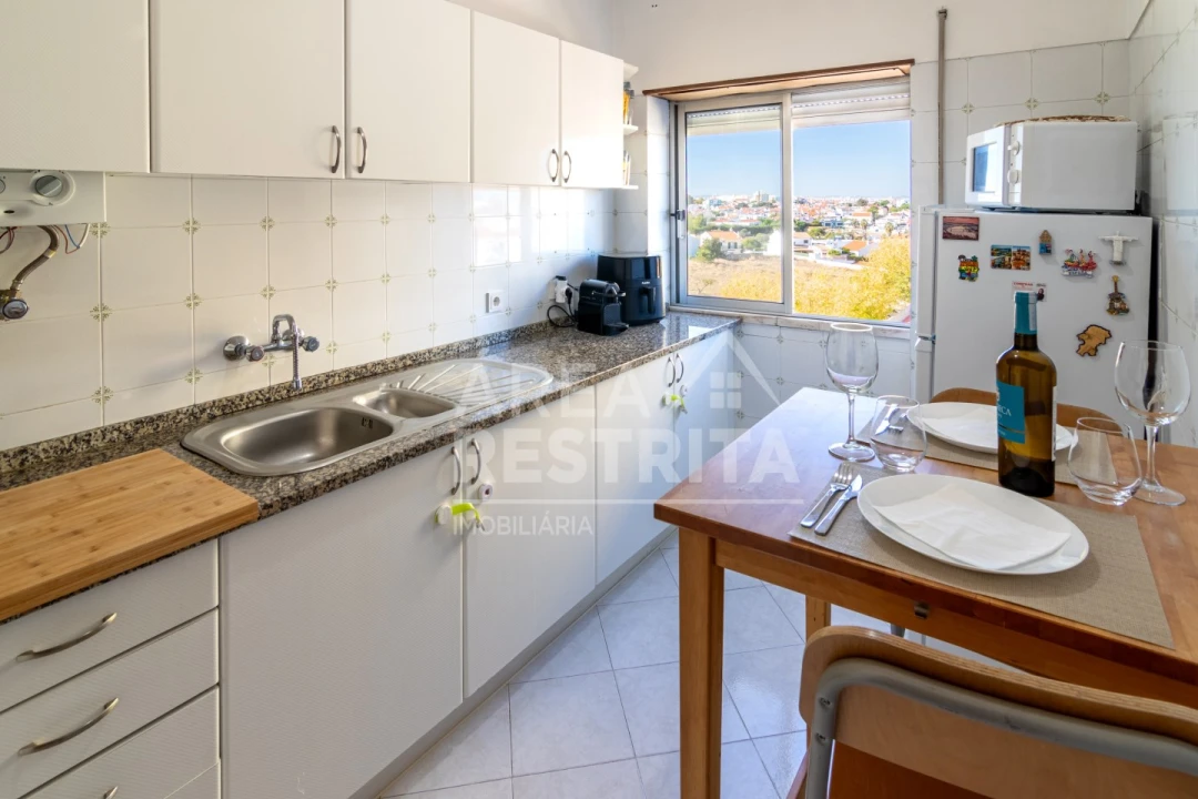 Apartamento T2 para Venda em Seixal, Arrentela e Aldeia de Paio Pires Foto 6